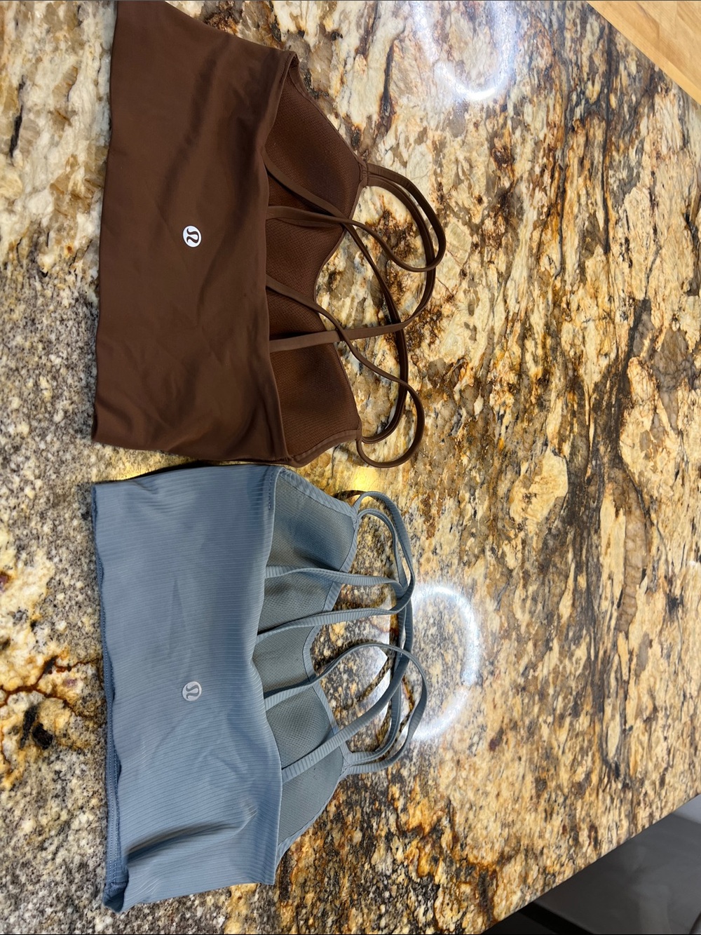 Bundle lululemon like a cloud sports